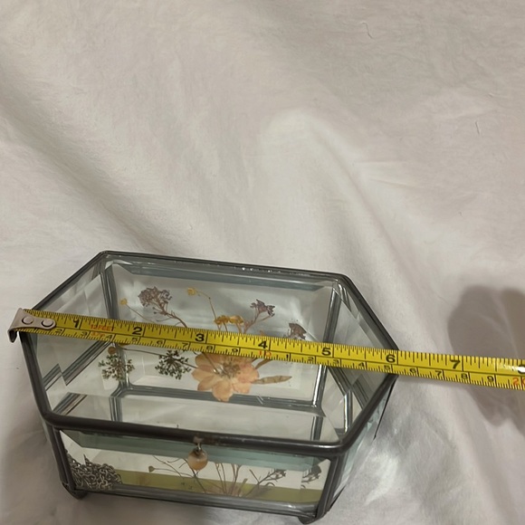 Glass keepsake box - Picture 6 of 12